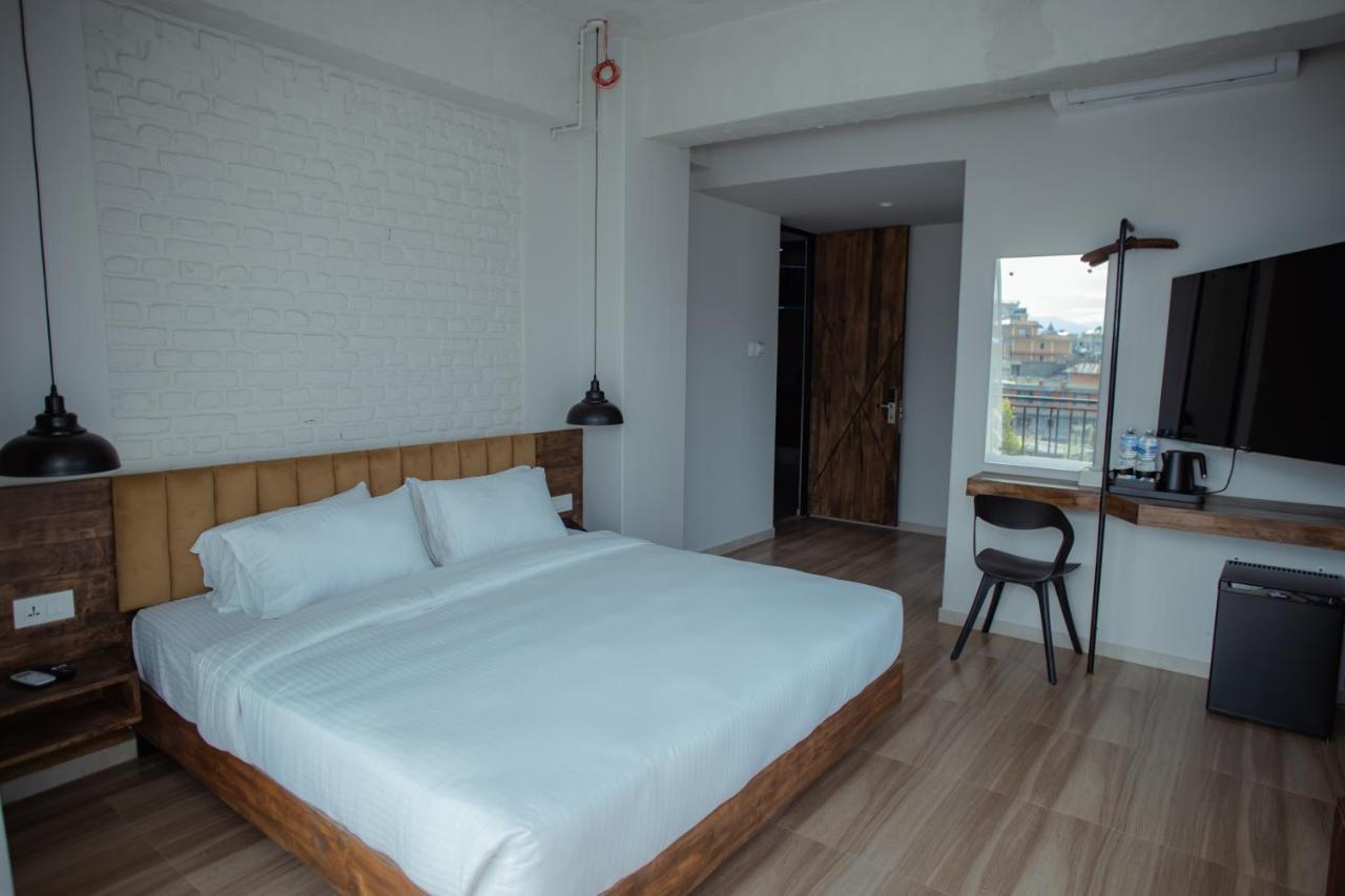 Jade City Hotel Pokhara Exterior photo